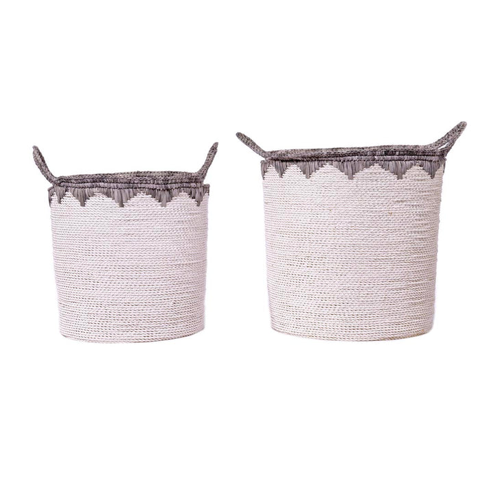 Set 2 cosuri albe din fibre sintetice