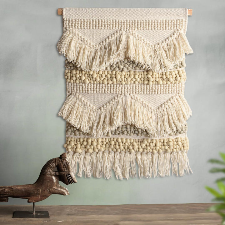 Decoratiune de perete bej din lana Holkam