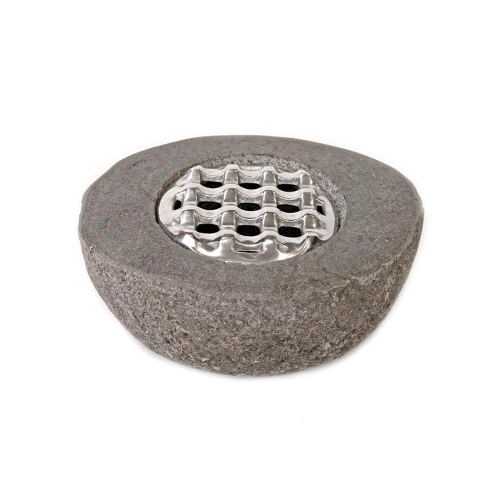 Scrumiera gri din piatra si metal