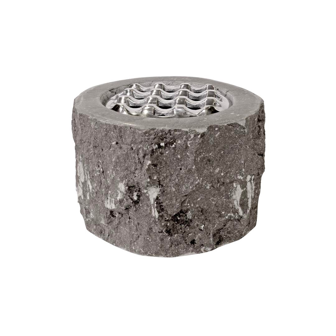 Scrumiera gri din piatrasi metal