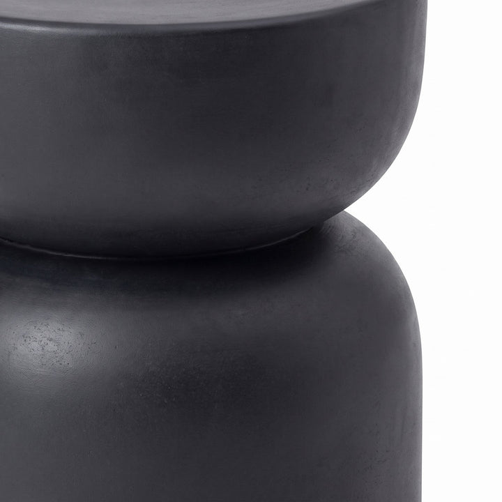 Taburet negru din fibrociment Lavande