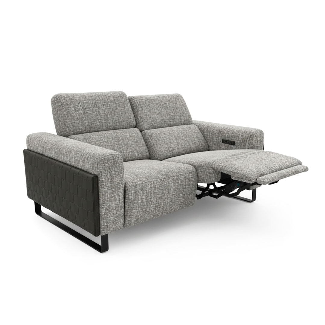 Canapea extensibila gri din cadru lemn de plop si pin Arven