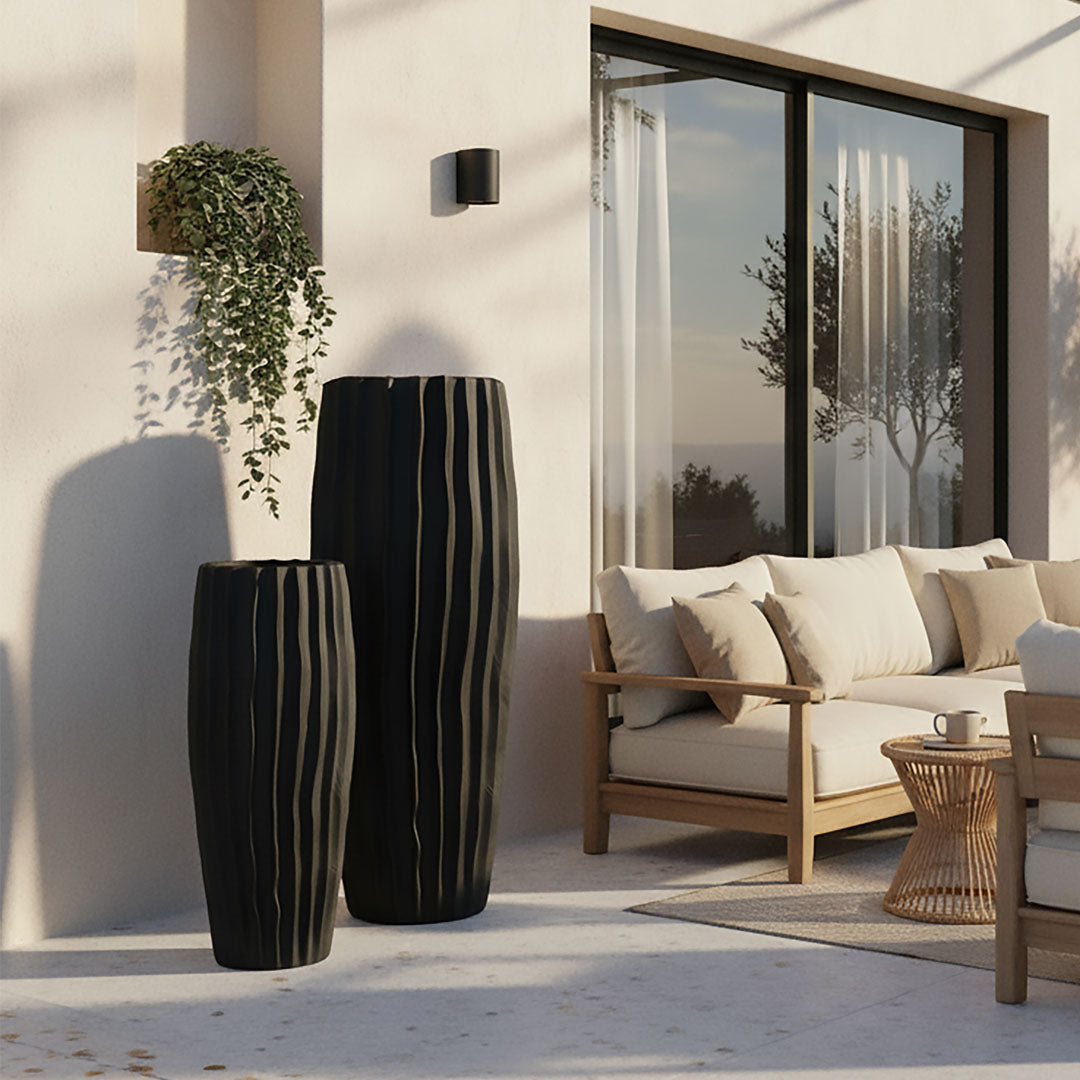 Vas negru din beton Kaktos