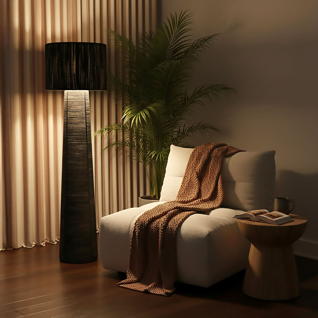 Lampadar negru din fibra de bananier si bumbac Izumo