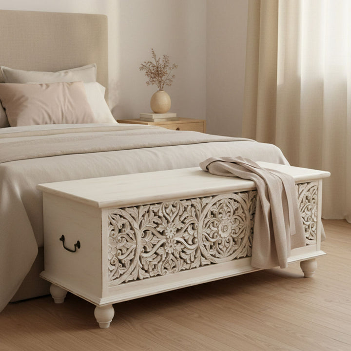 Banca cu depozitare Mandira din lemn de tec, alb