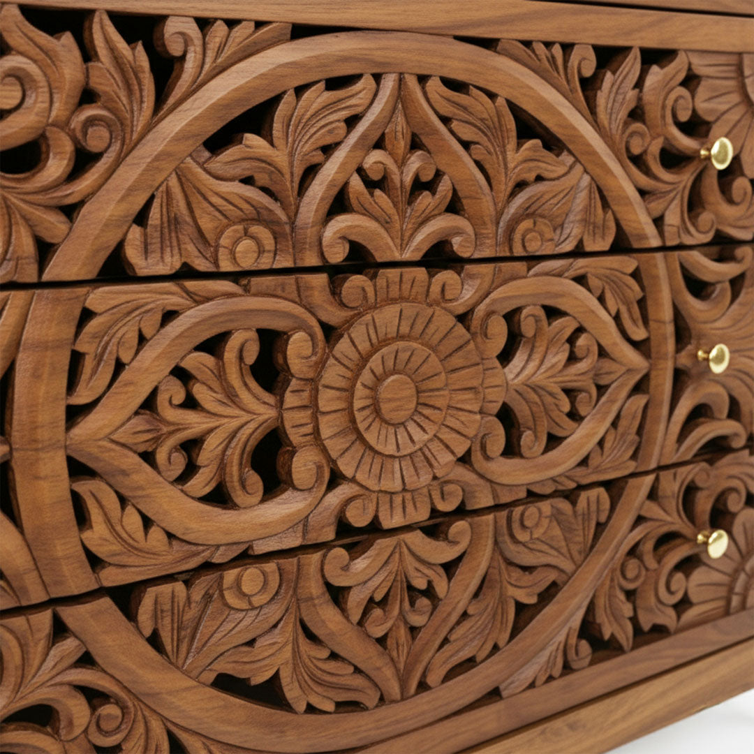 Comoda maro din lemn de tec Mandira