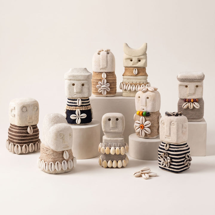 Figurina din piatra si fibre naturale Tiki