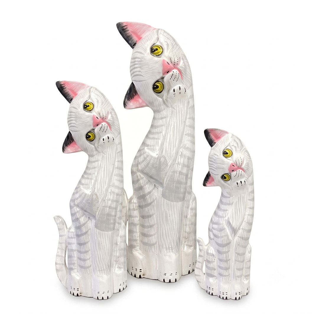 Set 3 statuete albe din lemn de albasia Mau