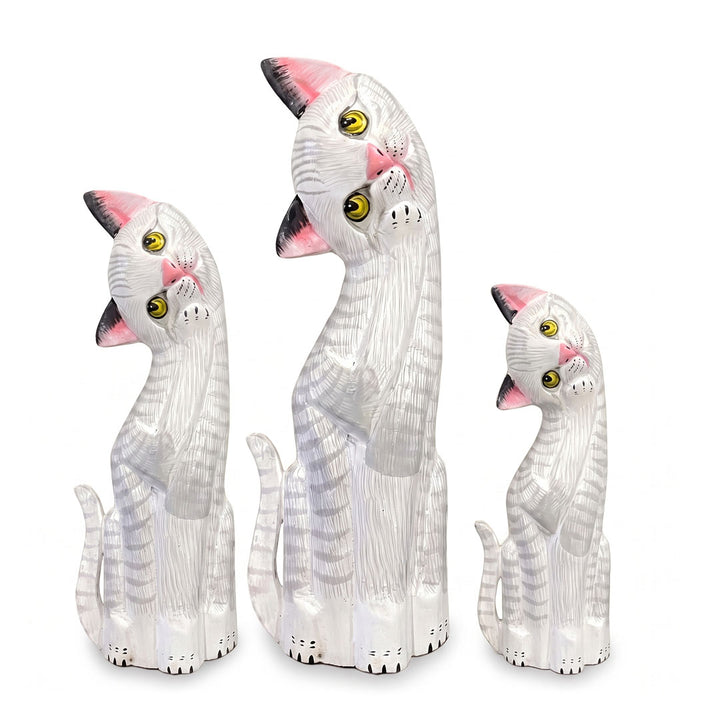 Set 3 statuete albe din lemn de albasia Mau