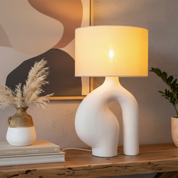 Veioza alba din beton Lira